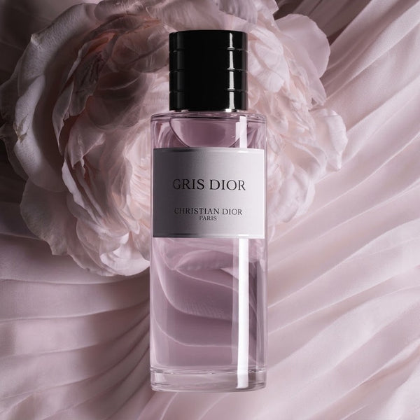 Gris Dior Eau de Parfum | جري ديور أو دو بارفان للجنسين
